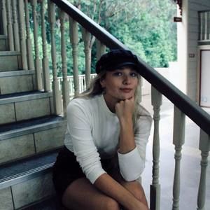 Meet your Posher, Kali'a